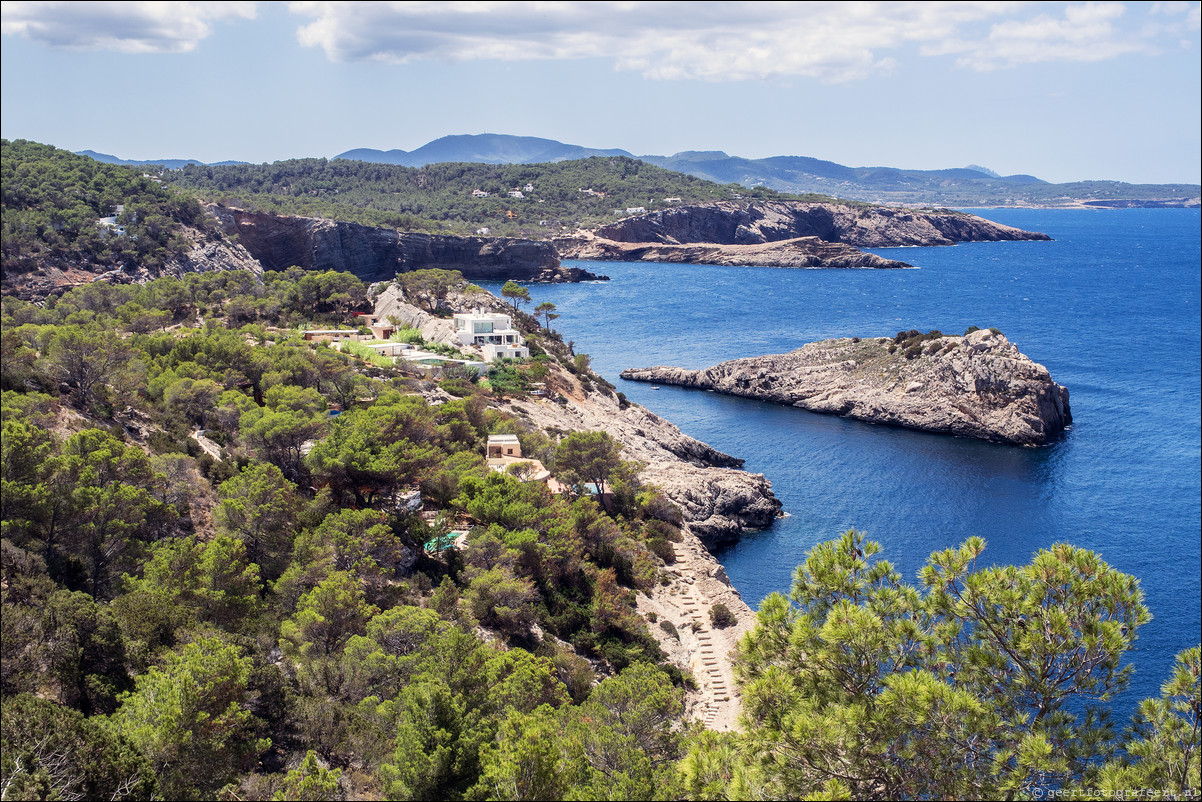 agnes de corona naar sant antoni de portmany